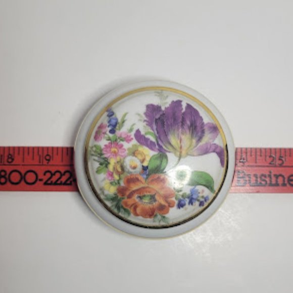 VINTAGE HAND PAINTED FINE PORCELAIN TRINKET BOX BAVARIA BAYREUTH WEST GERMANY - Picture 5 of 6